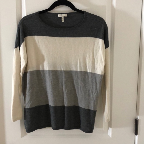 Joie Sweaters - Joie Sweater White/Gray Stripes - XS - EUC